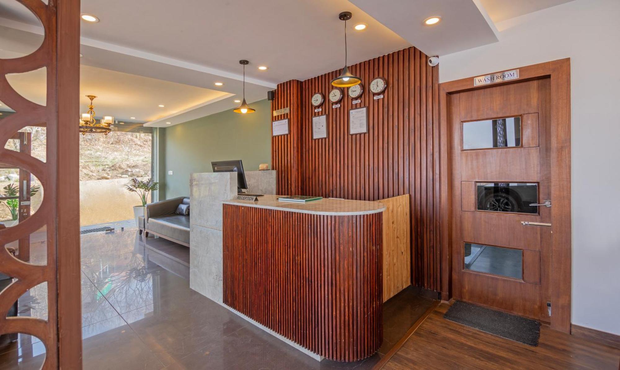 Treebo The Northern Retreat Resort With Mountain View Shimla Bagian luar foto